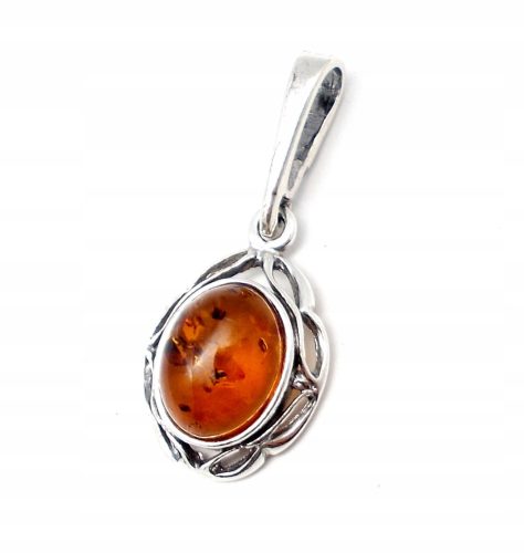  SILVER PENDANT WITH BALTIC AMBER