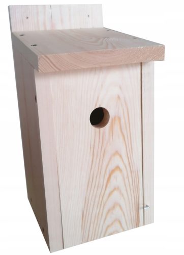  A nesting box for birds: Great Tit Sparrow