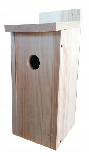  nesting box for blackbirds and starlings