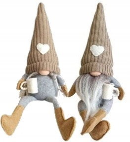  A pair of gnomes drinking coffee, beige gray gnomes S1