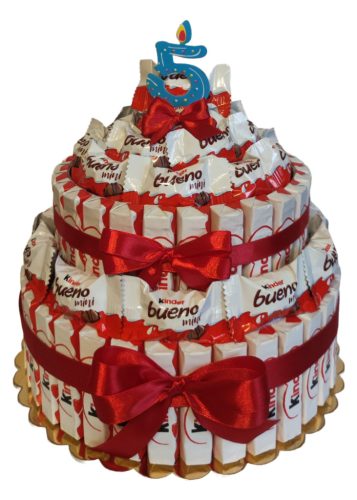  Cake Nibytorcik with Kinder Bueno Mini sweets 1.2 kg