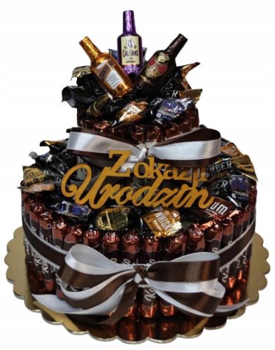  Cake made of sweets Nibytorcik Konafetto + Beember + Anthon Berg bottles 1.03 kg
