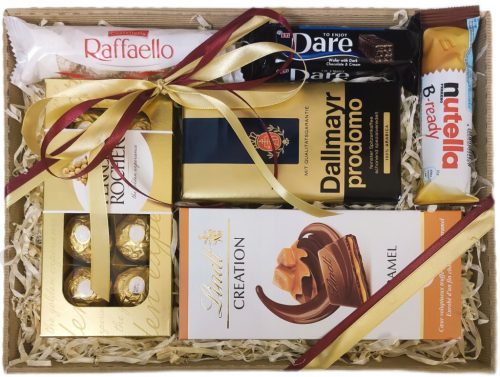  Large Gift Basket with Sweets and Coffee