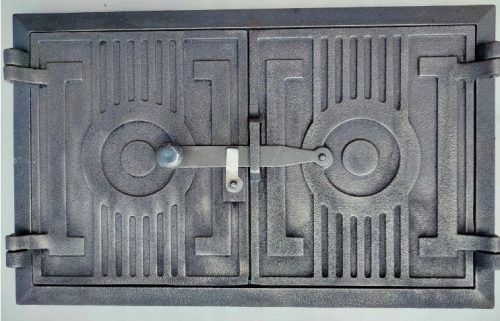  Bread door for the kitchen of the smokehouse oven