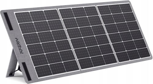 Mobile USB-C kit with foldable 100 W solar panel