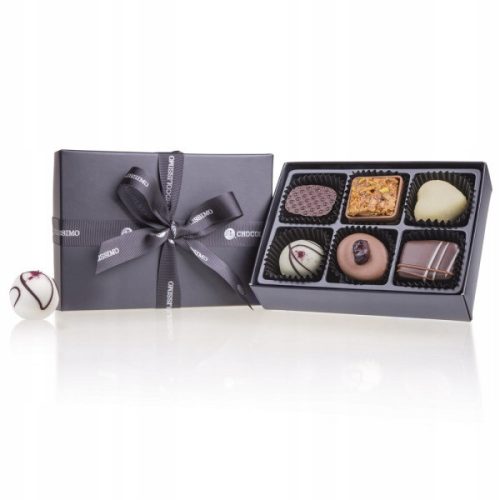  Box of 6 chocolate pralines with a ribbon