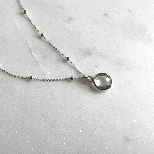  Silver necklace with rock crystal stone