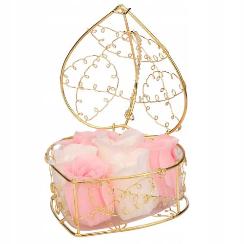 Flowers and flower boxes for Valentine's Day Charming flower box with soap roses, delicate, soft fragrance, practical gift