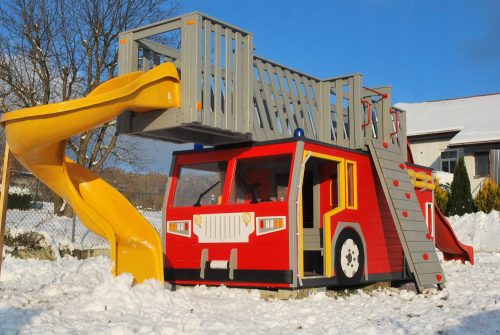 Fire engine - wooden playground for children PZ24