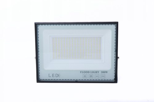  Halogen warm white 24000 lm 200 W