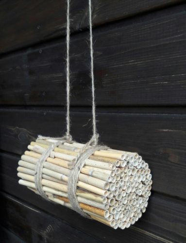  Bundle of reeds for the mason bee, for hanging, hotel, holiday home