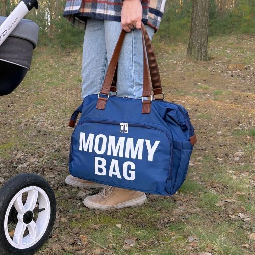  A bag for the mother for travel/birth