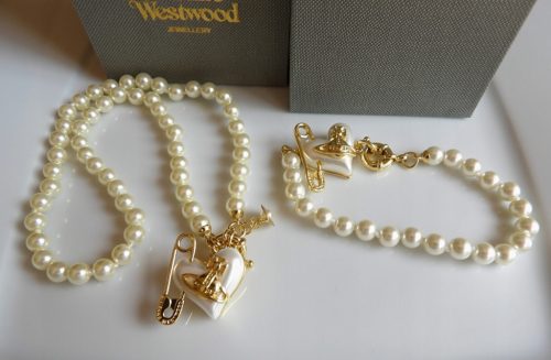  Vivienne Westwood Pearl Set Necklace and Bracelet