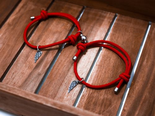  Magnetic bracelet for couples/friends KOBUS