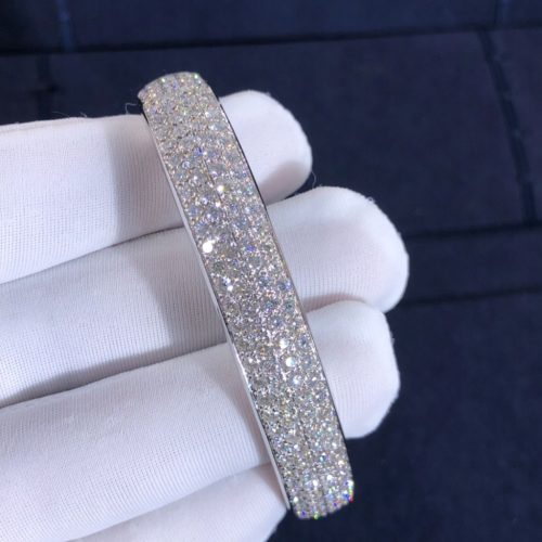  18K Gold Bracelet, Set with Diamonds