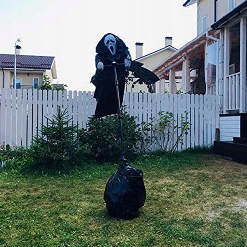  scarecrow garden decoration for Halloween