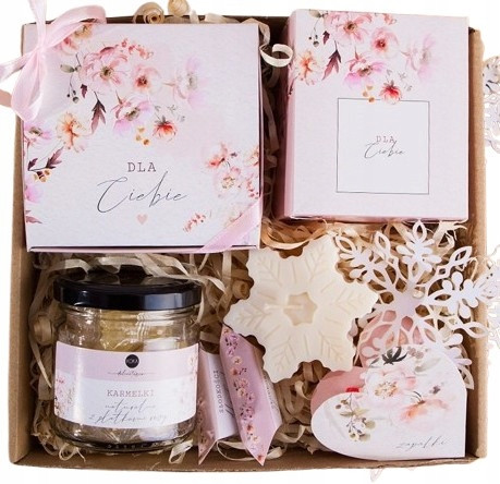  GIFT BASKET CHRISTMAS GIFT BOX Pink set with a candle GIFT