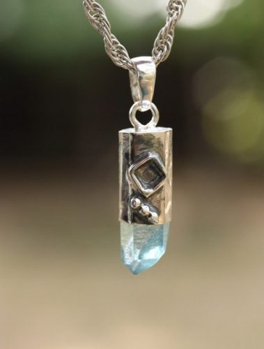  AQUA AURA ORGINAL SILVER PENDANT WITH INGWAZ RUNE.