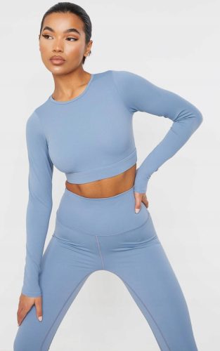  JJ65 BLUE SPORT TOP PRETTYLITTLETHING 42