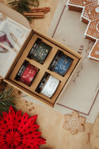  SET – CHRISTMAS IS COMING WITH HONEY