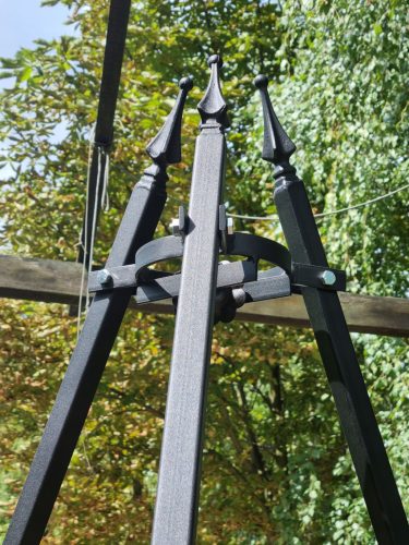  Grills Tripod with crank straight with spike and crank for grate from 80cm to 100cm