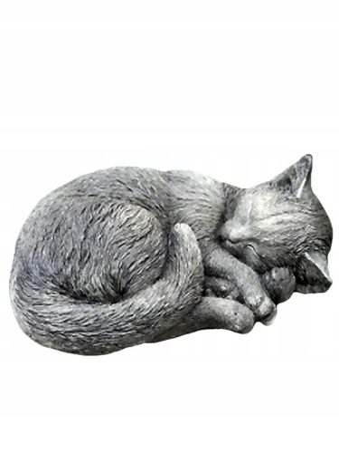  Garden Figure Sleeping Cat